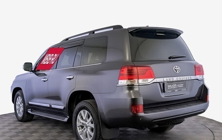 Toyota Land Cruiser 200, 2020 год, 8 540 000 рублей, 7 фотография