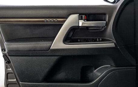 Toyota Land Cruiser 200, 2020 год, 8 540 000 рублей, 19 фотография