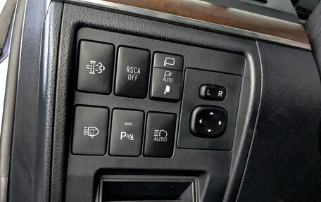Toyota Land Cruiser 200, 2020 год, 8 540 000 рублей, 30 фотография