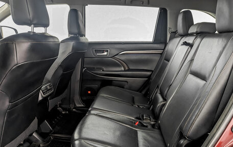 Toyota Highlander III, 2015 год, 2 900 000 рублей, 12 фотография