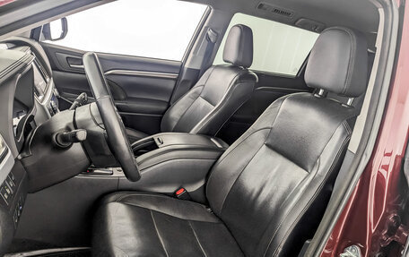 Toyota Highlander III, 2015 год, 2 900 000 рублей, 19 фотография