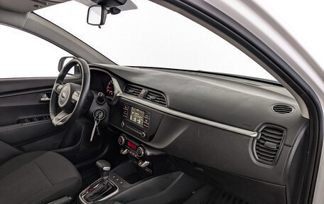 KIA Rio IV, 2021 год, 1 695 000 рублей, 13 фотография
