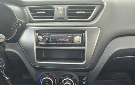 KIA Rio III рестайлинг, 2012 год, 750 000 рублей, 15 фотография