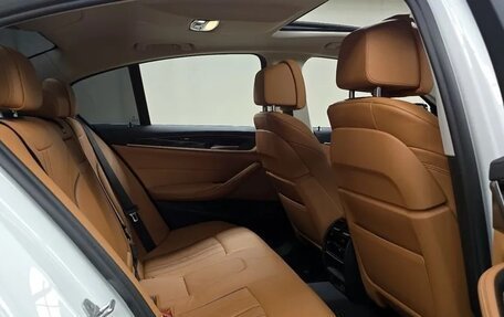 BMW 5 серия, 2020 год, 3 048 900 рублей, 9 фотография