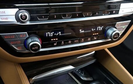 BMW 5 серия, 2020 год, 3 048 900 рублей, 10 фотография