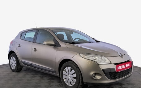 Renault Megane III, 2010 год, 765 000 рублей, 3 фотография