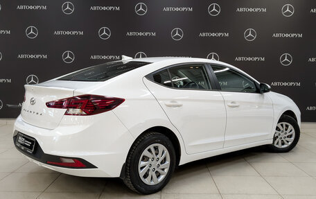 Hyundai Elantra VI рестайлинг, 2019 год, 1 795 000 рублей, 5 фотография
