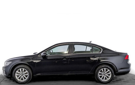 Volkswagen Passat B8 рестайлинг, 2021 год, 3 150 000 рублей, 8 фотография