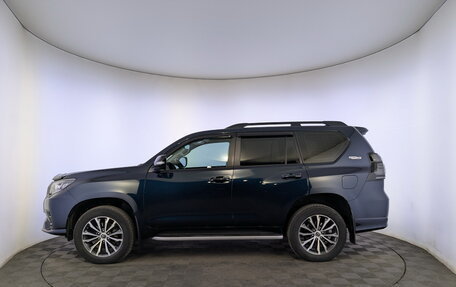 Toyota Land Cruiser Prado 150 рестайлинг 2, 2021 год, 6 731 000 рублей, 8 фотография