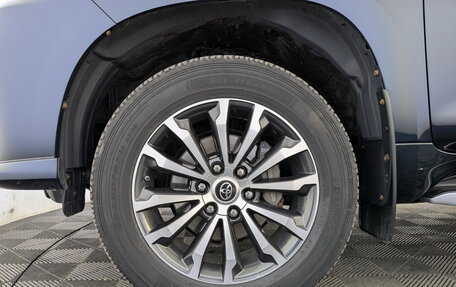 Toyota Land Cruiser Prado 150 рестайлинг 2, 2021 год, 6 731 000 рублей, 13 фотография