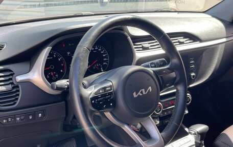 KIA Rio IV, 2022 год, 1 690 000 рублей, 18 фотография