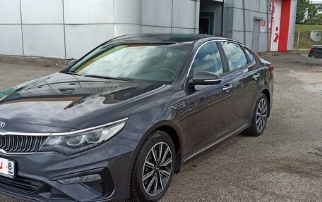 KIA Optima IV, 2018 год, 1 900 000 рублей, 2 фотография