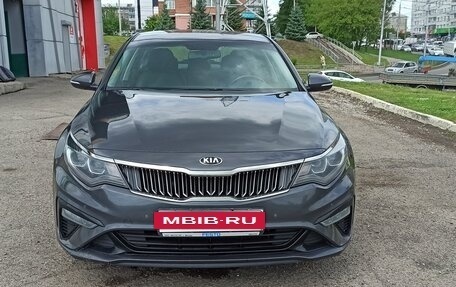 KIA Optima IV, 2018 год, 1 900 000 рублей, 14 фотография