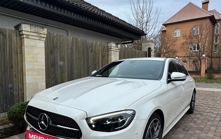 Mercedes-Benz E-Класс, 2021 год, 4 150 000 рублей, 3 фотография
