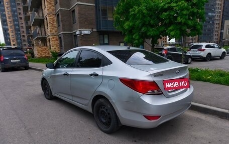 Hyundai Solaris II рестайлинг, 2014 год, 390 000 рублей, 3 фотография