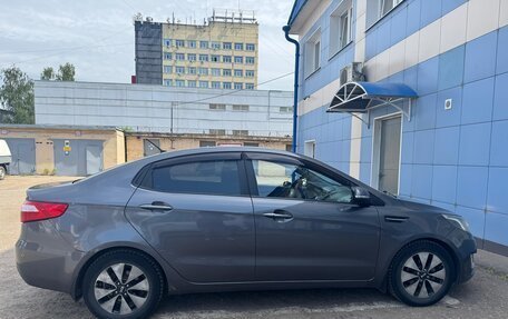 KIA Rio III рестайлинг, 2013 год, 735 000 рублей, 3 фотография