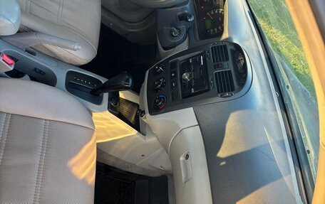 KIA Cerato I, 2004 год, 305 000 рублей, 16 фотография