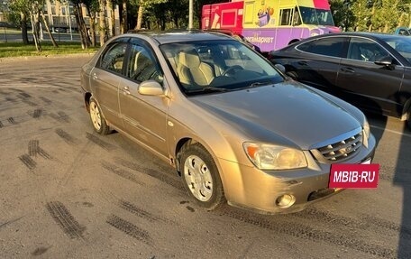 KIA Cerato I, 2004 год, 305 000 рублей, 24 фотография
