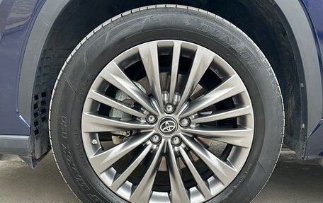 Toyota Highlander, 2022 год, 4 050 000 рублей, 19 фотография