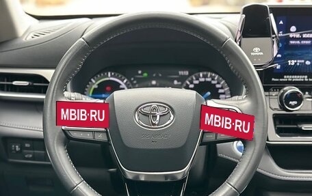 Toyota Highlander, 2022 год, 4 050 000 рублей, 18 фотография