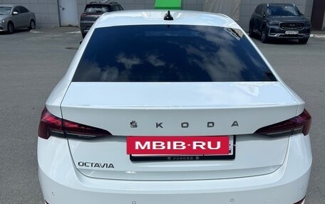 Skoda Octavia IV, 2021 год, 1 999 999 рублей, 2 фотография