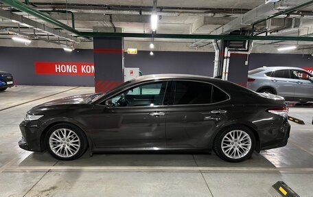 Toyota Camry, 2021 год, 3 145 000 рублей, 9 фотография