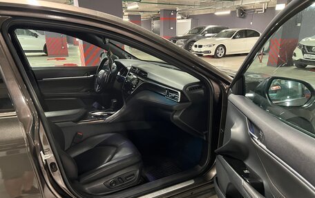 Toyota Camry, 2021 год, 3 145 000 рублей, 16 фотография