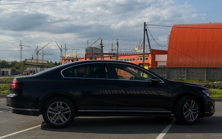 Volkswagen Passat B8 рестайлинг, 2017 год, 2 140 000 рублей, 11 фотография