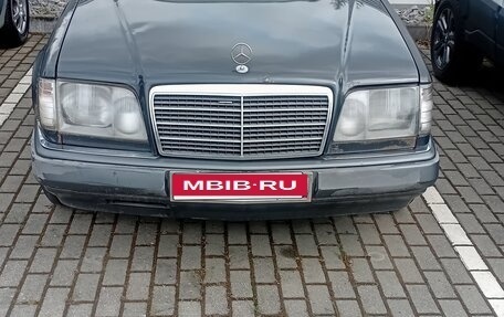 Mercedes-Benz E-Класс, 1993 год, 199 000 рублей, 1 фотография
