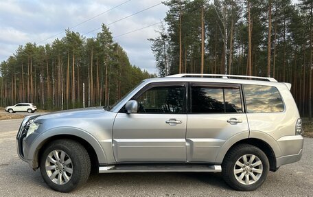 Mitsubishi Pajero IV, 2011 год, 2 200 000 рублей, 6 фотография