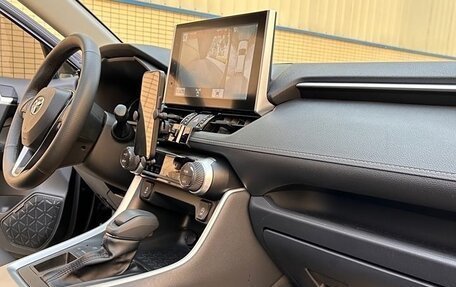 Toyota RAV4, 2021 год, 2 500 000 рублей, 12 фотография