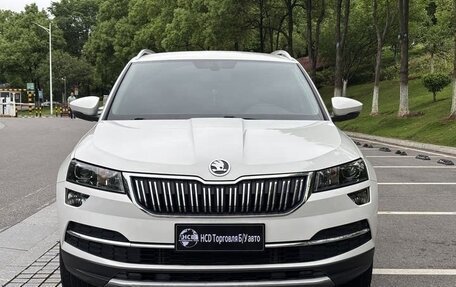 Skoda Karoq I, 2021 год, 1 579 600 рублей, 2 фотография