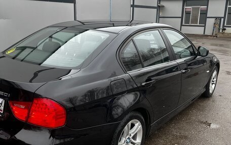 BMW 3 серия, 2009 год, 1 800 000 рублей, 3 фотография