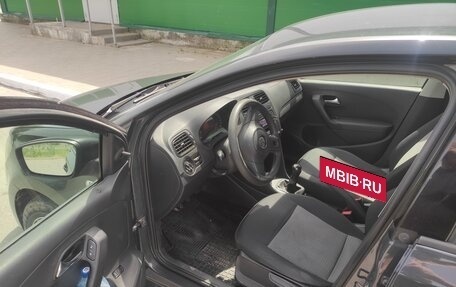 Volkswagen Polo VI (EU Market), 2012 год, 700 000 рублей, 5 фотография