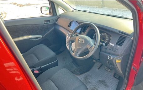 Toyota ISis I, 2011 год, 1 300 000 рублей, 19 фотография