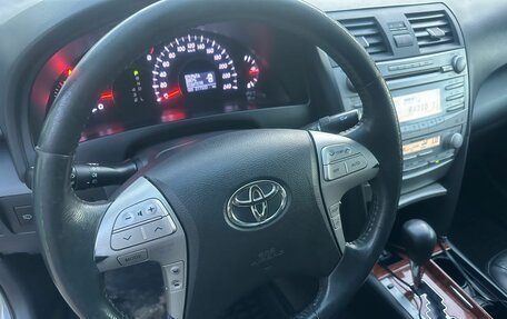 Toyota Camry, 2011 год, 1 050 000 рублей, 9 фотография