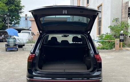 Volkswagen Tiguan II, 2021 год, 3 300 000 рублей, 10 фотография