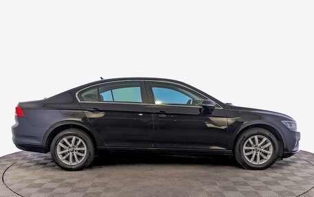 Volkswagen Passat B8 рестайлинг, 2021 год, 3 190 000 рублей, 4 фотография