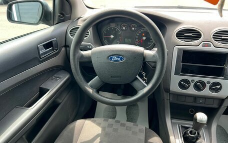 Ford Focus II рестайлинг, 2005 год, 449 000 рублей, 14 фотография