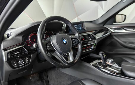 BMW 5 серия, 2017 год, 2 689 000 рублей, 10 фотография