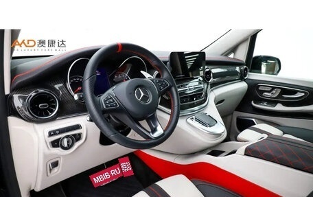 Mercedes-Benz V-Класс, 2023 год, 10 990 011 рублей, 5 фотография