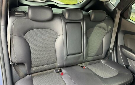 Hyundai ix35 I рестайлинг, 2012 год, 1 050 000 рублей, 10 фотография