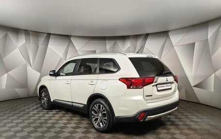 Mitsubishi Outlander III рестайлинг 3, 2015 год, 1 647 000 рублей, 4 фотография