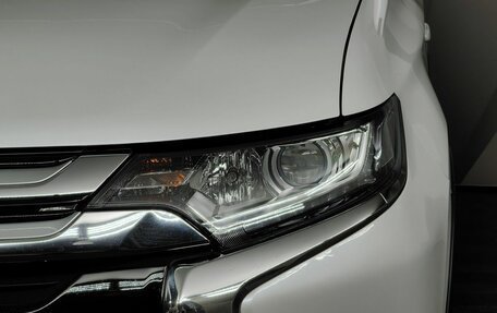 Mitsubishi Outlander III рестайлинг 3, 2015 год, 1 647 000 рублей, 19 фотография