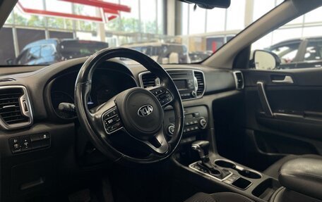KIA Sportage IV рестайлинг, 2018 год, 1 700 000 рублей, 9 фотография