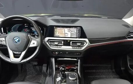 BMW 3 серия, 2022 год, 2 800 898 рублей, 14 фотография