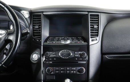 Infiniti QX70, 2014 год, 2 650 000 рублей, 14 фотография
