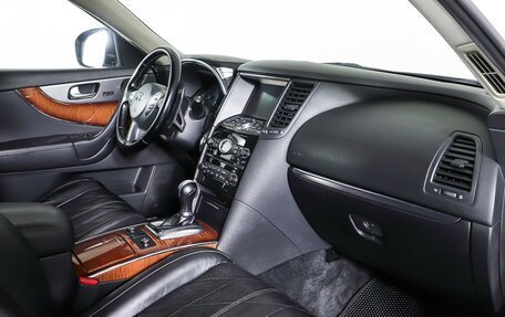 Infiniti QX70, 2014 год, 2 650 000 рублей, 11 фотография