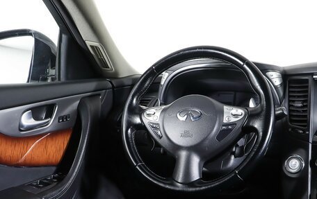 Infiniti QX70, 2014 год, 2 650 000 рублей, 17 фотография