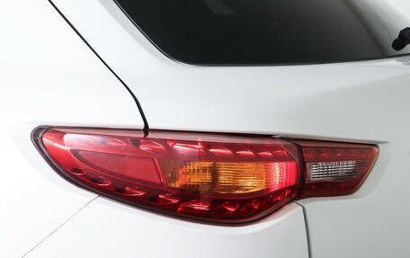 Infiniti QX70, 2014 год, 2 650 000 рублей, 28 фотография